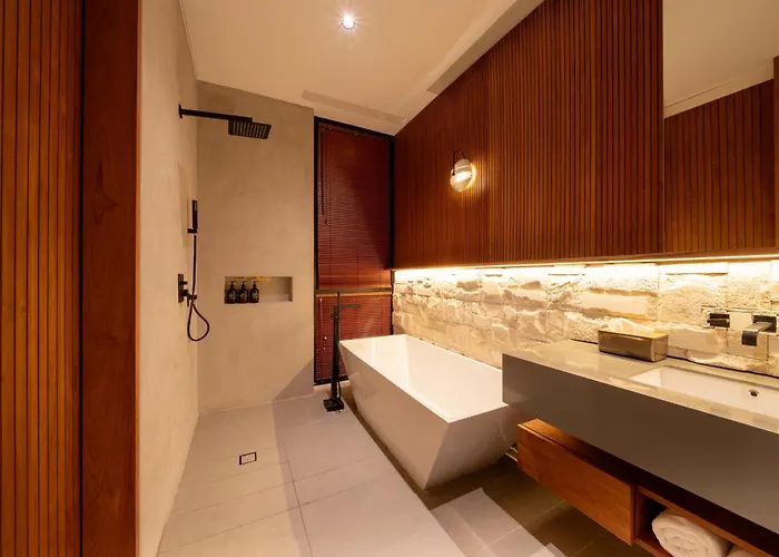 Sawo - Private Brand New 2br * 坎古